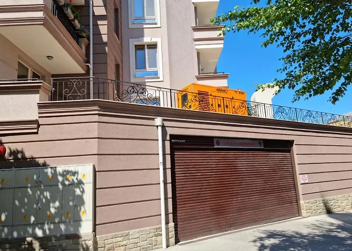 Plovdiv City Center Kapana With Garage